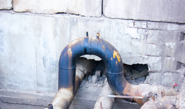 Best 24/7 water damage repair  in Redway, CA